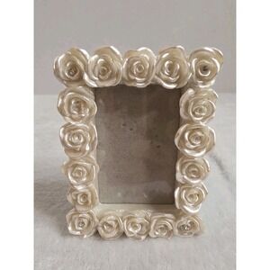 White Rose 3x4" Frame For Holds 2X3" Photo